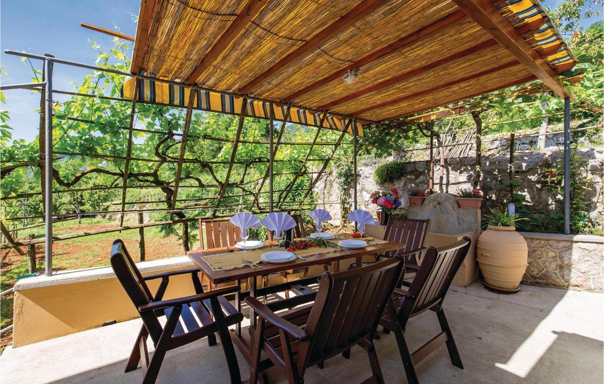 Beautiful Home In Lovran With House Sea View Luaran gambar