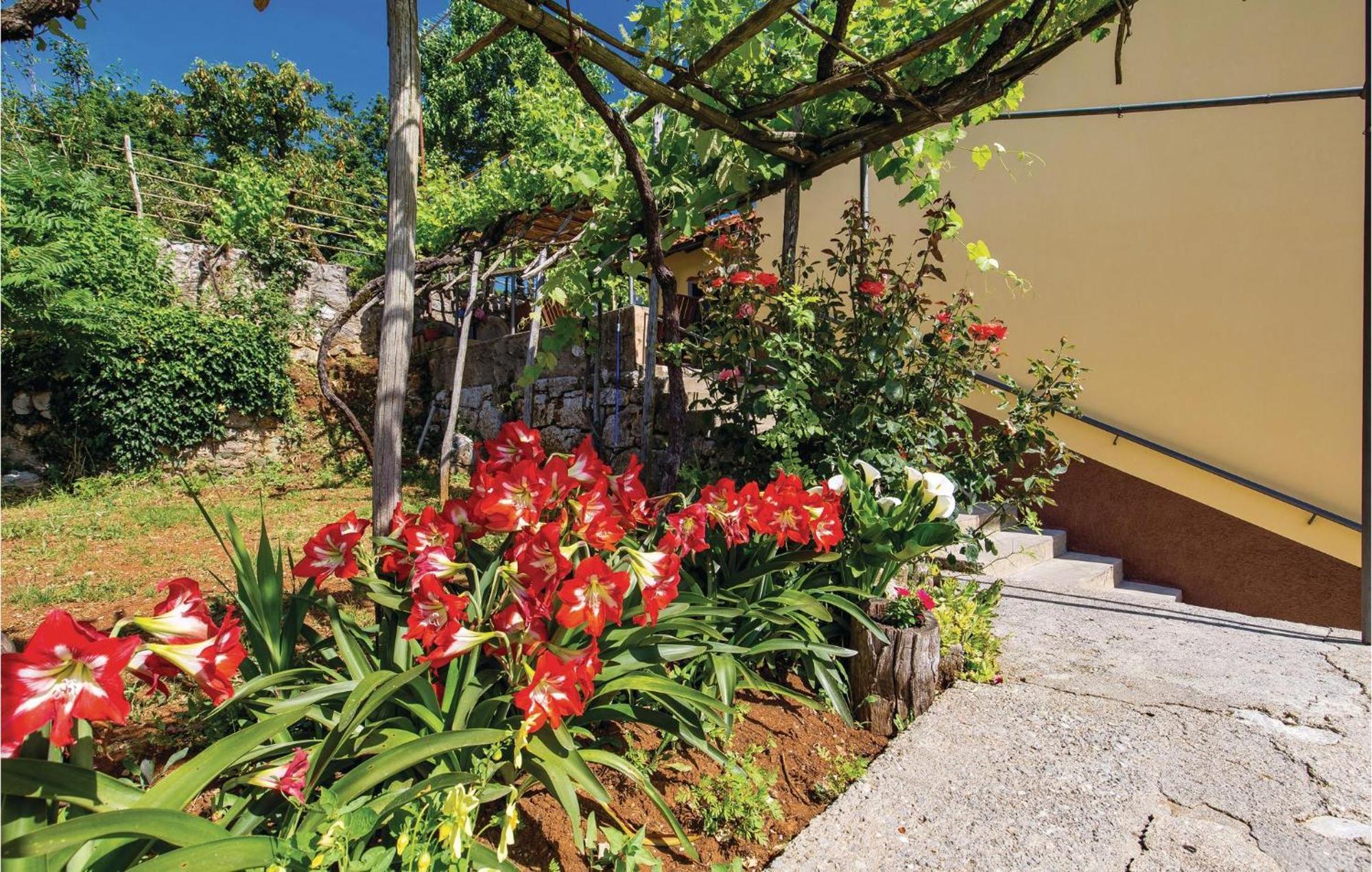 Beautiful Home In Lovran With House Sea View Luaran gambar